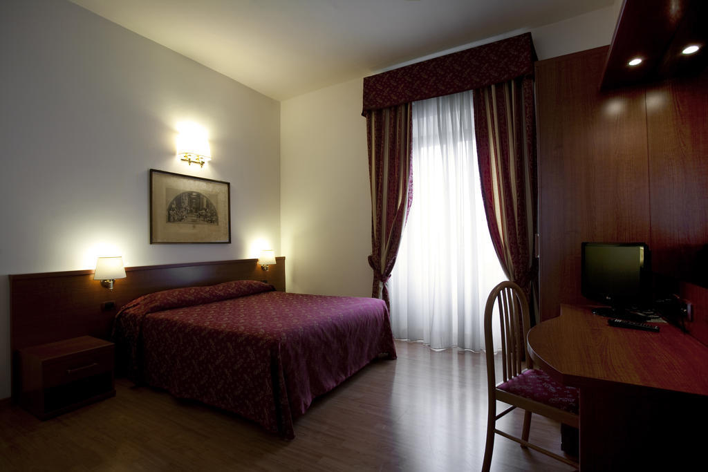 Domus Appia 154 B&B Rome Exterior photo