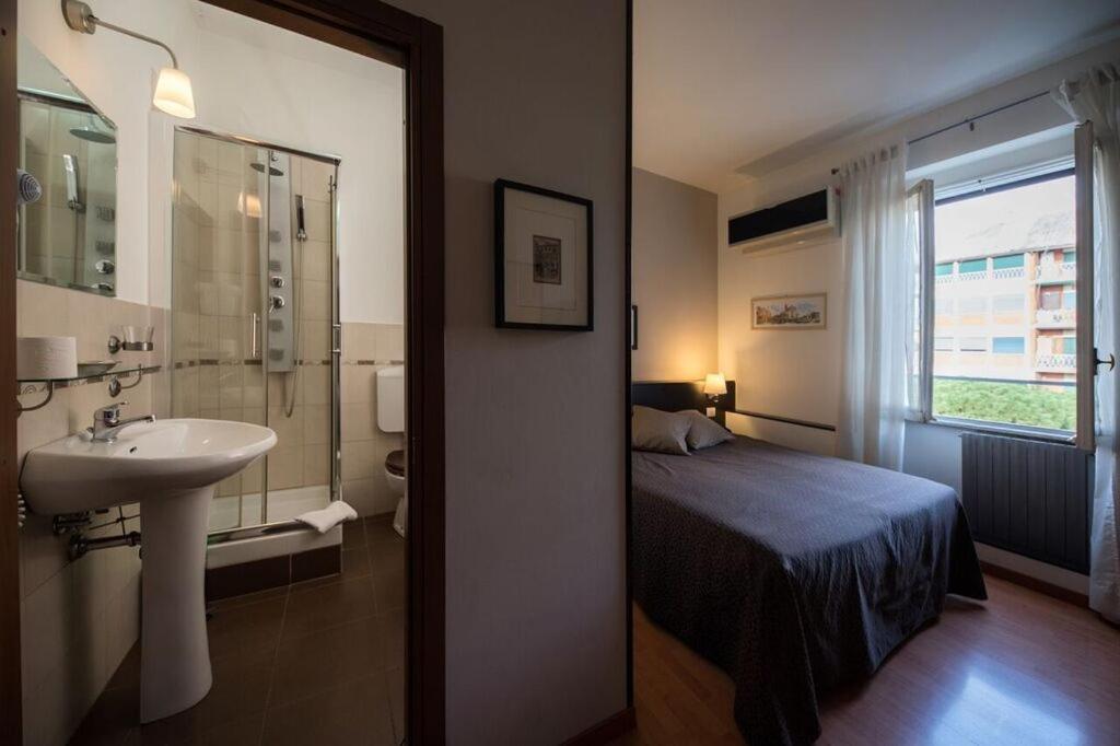 Domus Appia 154 B&B Rome Exterior photo