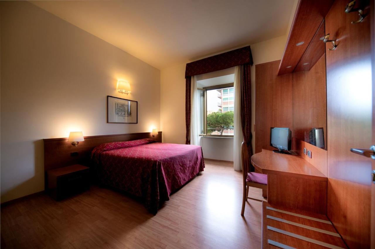 Domus Appia 154 B&B Rome Exterior photo